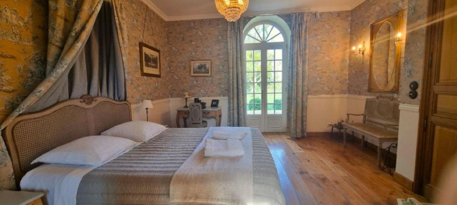 L'Orangerie Du Grand Jardin Villa Condé-sur-Seulles Dış mekan fotoğraf