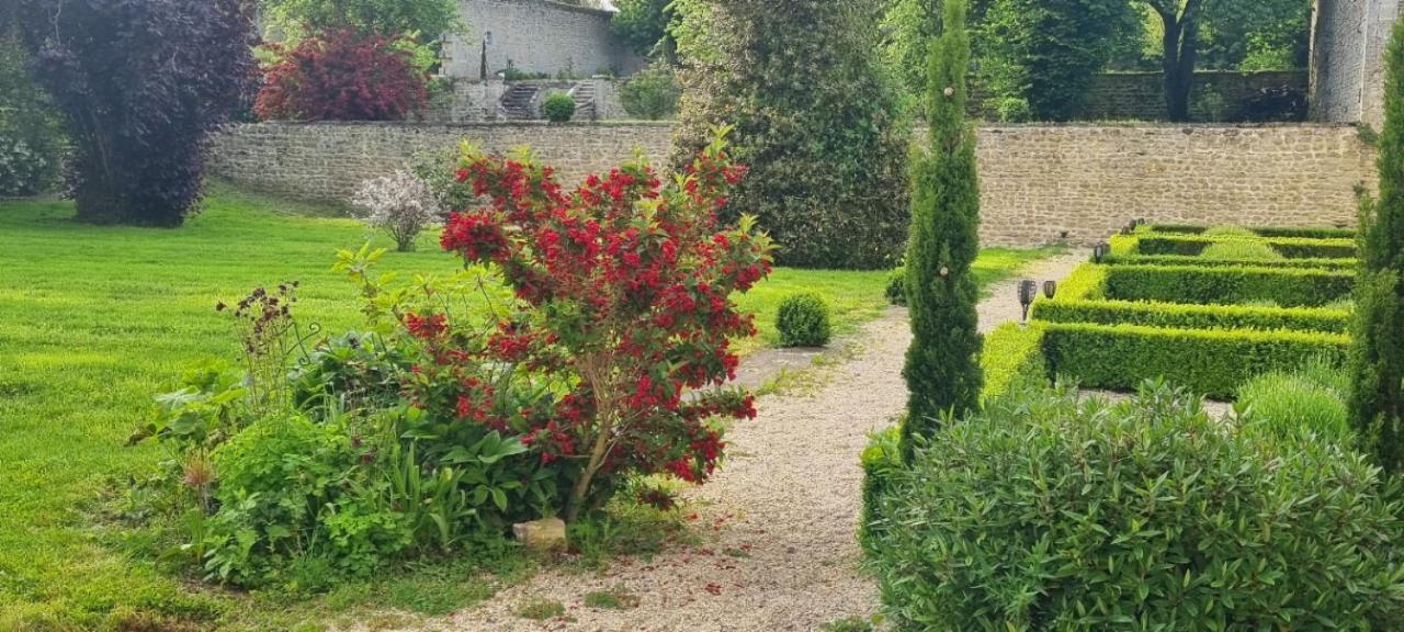 L'Orangerie Du Grand Jardin Villa Condé-sur-Seulles Dış mekan fotoğraf
