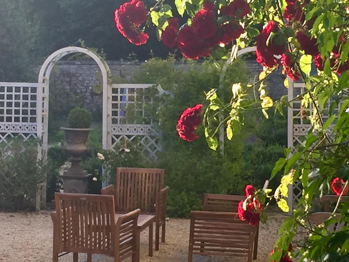 L'Orangerie Du Grand Jardin Villa Condé-sur-Seulles Dış mekan fotoğraf